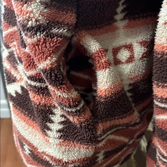 Aztec Patterned Zip-Up Hoodie - Picture 3 of 5